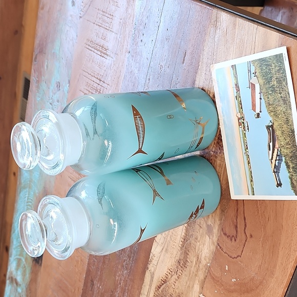 Vtg L&L Decanters - Set of 2 - Picture 4 of 11